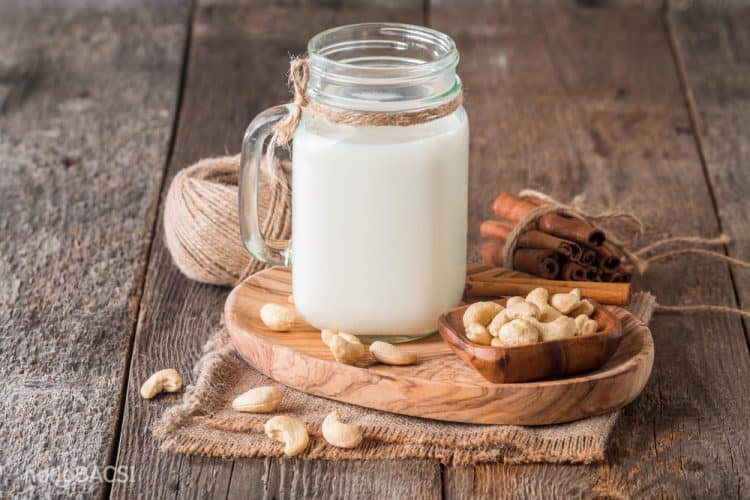 9 lý do tại sao bạn nên học cách làm sữa hạt điều